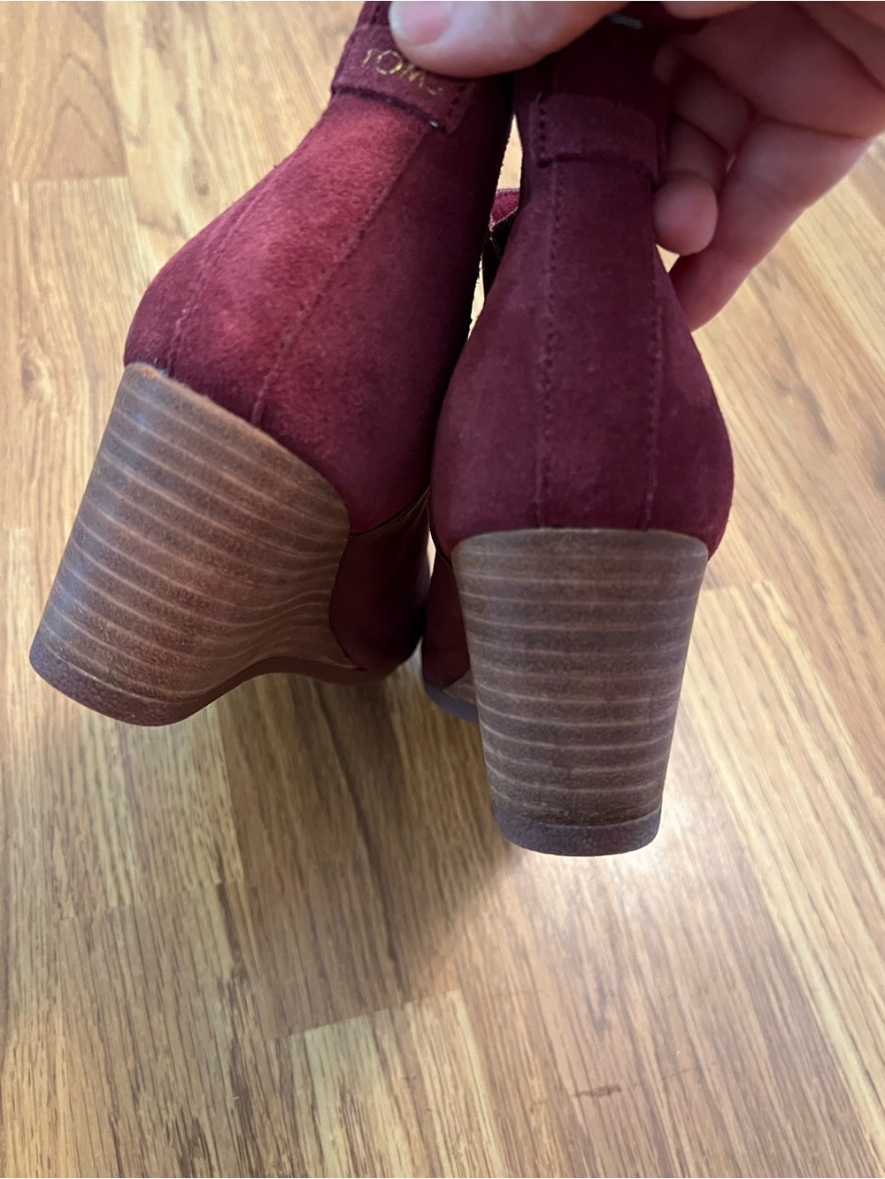 Tom’s Wedge Ankle Slip on Slip Resistant Boots - Picture 11 of 13